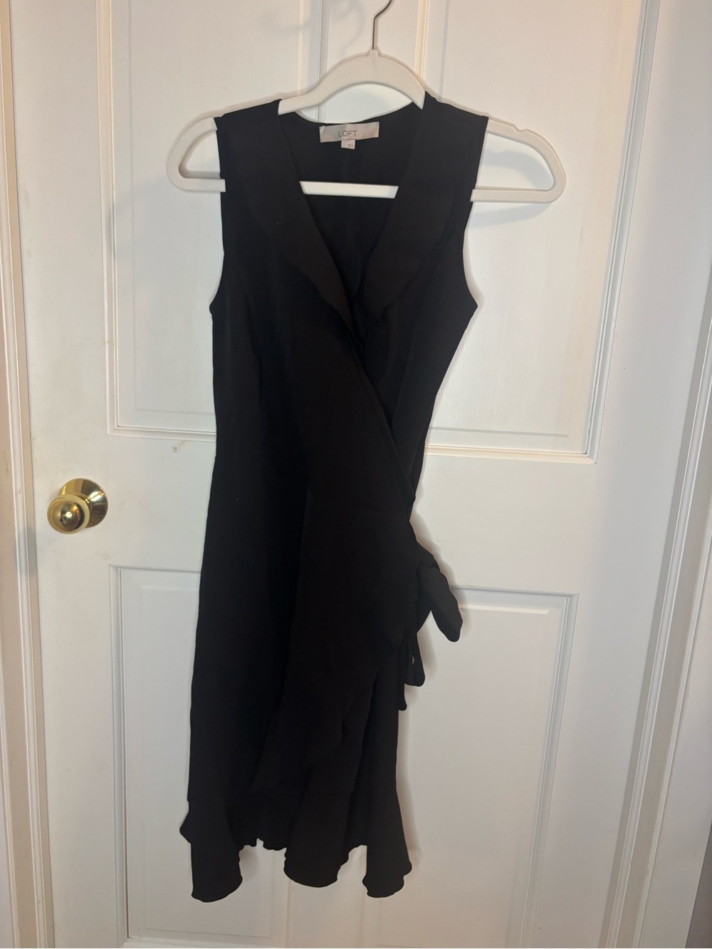 LOFT Black Sleeveless Wrap Dress size 2